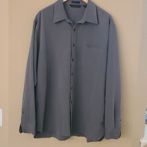AXIST long sleeve shirt